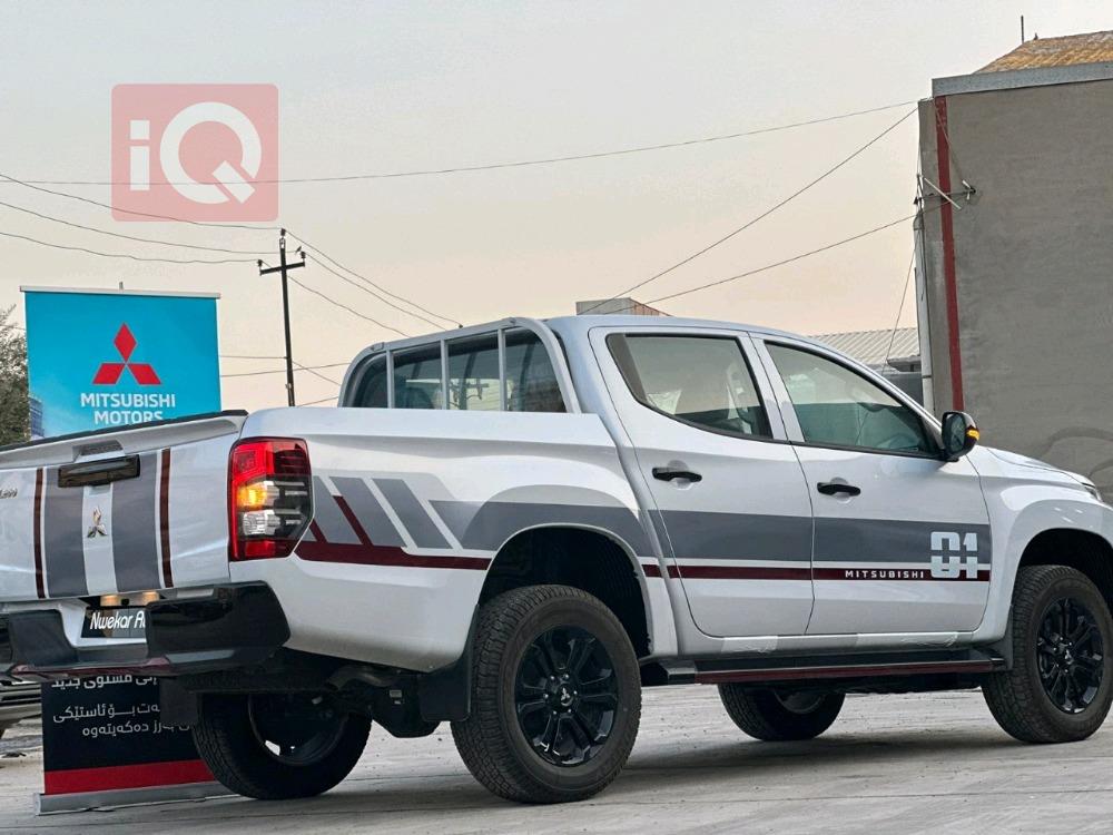 ميتسوبيشي L200